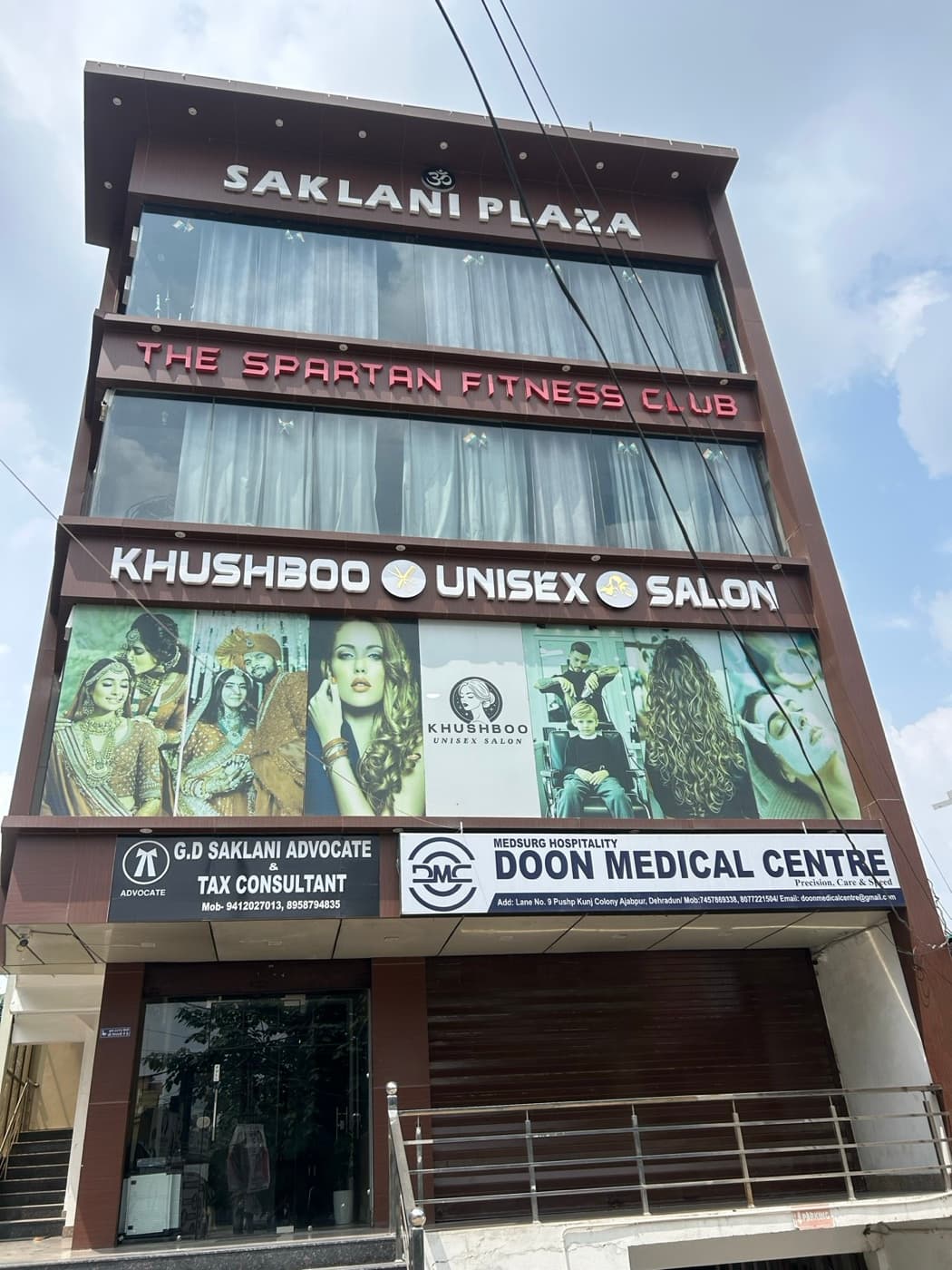 Trekkers Heaven office building — Saklani's Plaza, Dehradun