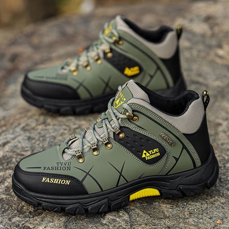 Trekking Shoe